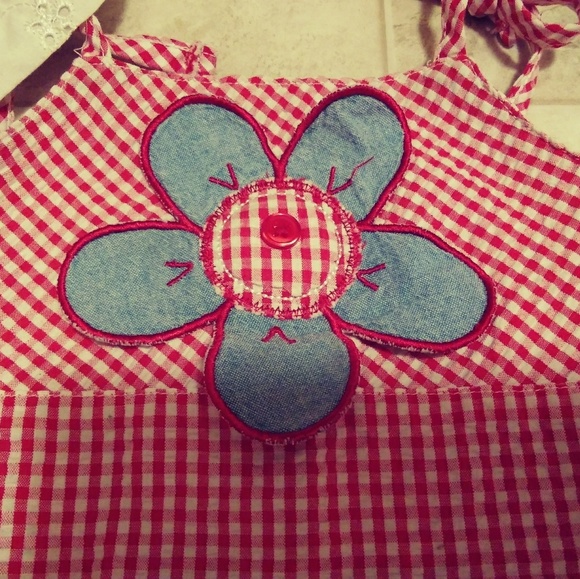 The cutest little summer outfit! - Picture 3 of 5